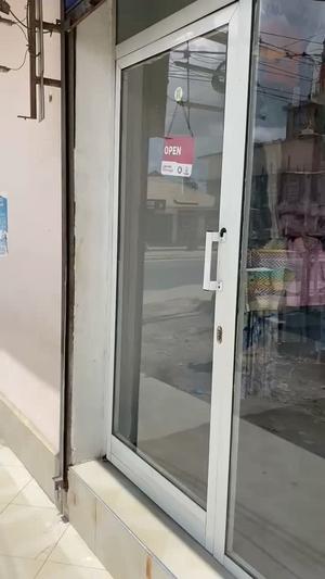 Frame ya Biashara inapangishwa Sinza Madukani, Dar Es Salaam Frame ya Biashara inapangishwa Sinza Madukani, Dar Es Salaam