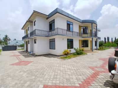 Apartment ya vyumba vitatu inapangishwa Luguruni, Dar Es Salaam