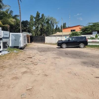 Godauni, Ghala inapangishwa Kawe Beach, Dar Es Salaam (2800 sqm)
