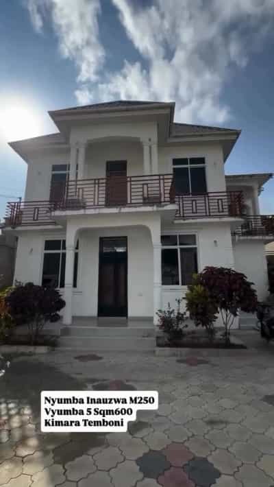 Nyumba ya vyumba vitano inauzwa Kimara Temboni, Dar Es Salaam (600 sqm)