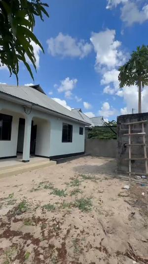 Nyumba ya vyumba vitatu inapangishwa Kibada, Dar Es Salaam