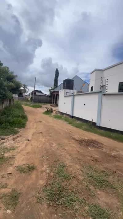 Plot for sale in Madale, Dar Es Salaam Plot for sale in Madale, Dar Es Salaam