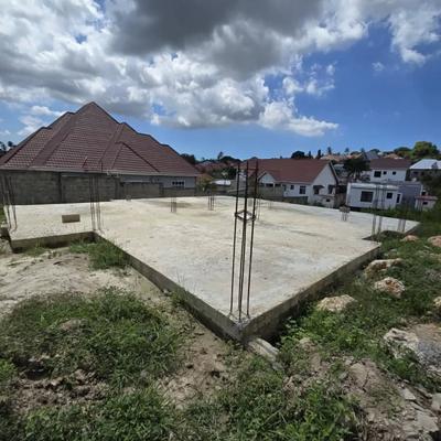 Kiwanja kinauzwa Mbezi Makabe, Dar Es Salaam (700 sqm) Kiwanja kinauzwa Mbezi Makabe, Dar Es Salaam (700 sqm)