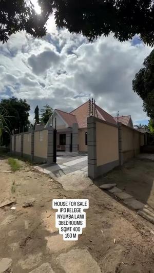 Nyumba ya vyumba vitatu inauzwa Mapinga Kerege, Pwani (400 sqm) Nyumba ya vyumba vitatu inauzwa Mapinga Kerege, Pwani (400 sqm)