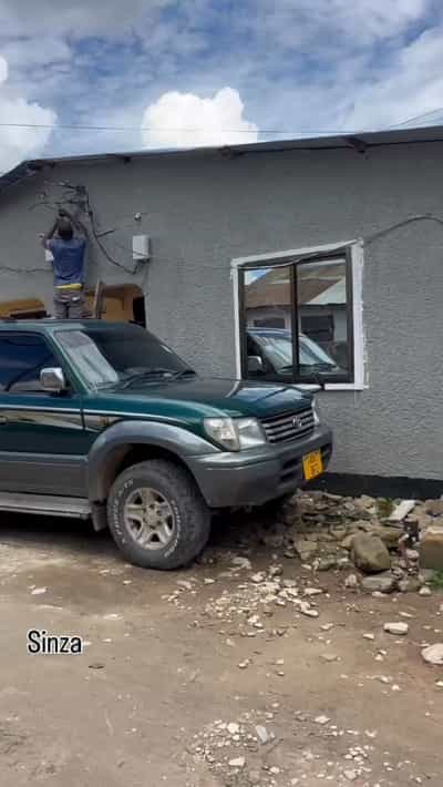 Nyumba inauzwa Sinza, Dar Es Salaam (300 sqm)