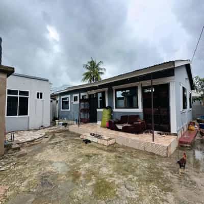 Nyumba ya vyumba vitatu inauzwa Tabata Segerea, Dar Es Salaam (400 sqm)
