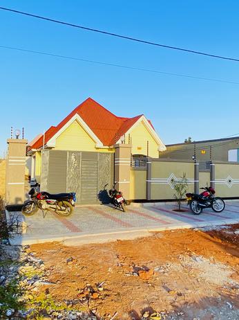 Nyumba ya vyumba vinne inapangishwa Ilazo, Dodoma Nyumba ya vyumba vinne inapangishwa Ilazo, Dodoma