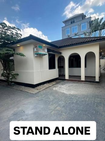 Nyumba ya vyumba vitatu inapangishwa Kinondoni Block 42, Dar Es Salaam Nyumba ya vyumba vitatu inapangishwa Kinondoni Block 42, Dar Es Salaam