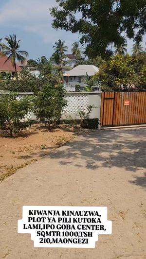 Kiwanja kinauzwa Goba Center, Dar Es Salaam sqm 1000