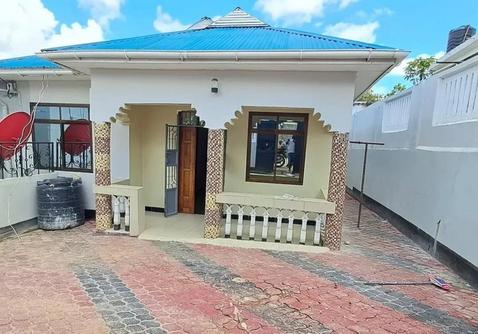 Nyumba ya vyumba vitatu inapangishwa Kimara Stop Over, Dar Es Salaam Nyumba ya vyumba vitatu inapangishwa Kimara Stop Over, Dar Es Salaam