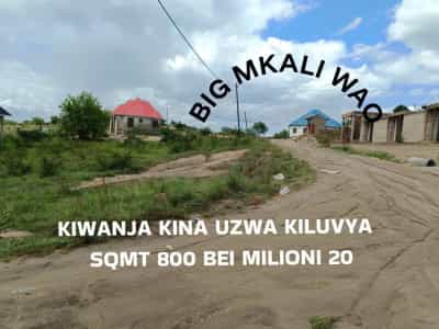 Kiwanja kinauzwa Kiluvya Madukani Makulunge, Dar Es Salaam (800 sqm)