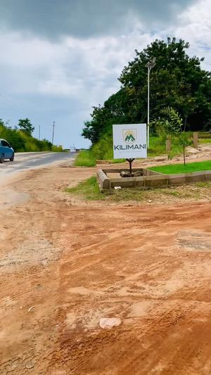 Kiwanja kinauzwa Bunju Beach, Dar Es Salaam sqm 3000