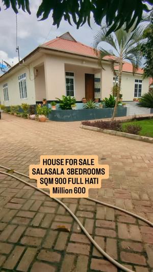 3 Bedrooms House for Sale in Salasala, Dar Es Salaam (900 sqm)