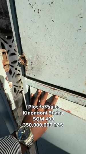 Kiwanja kinauzwa Kinondoni Biafra, Dar Es Salaam sqm 400 Kiwanja kinauzwa Kinondoni Biafra, Dar Es Salaam sqm 400