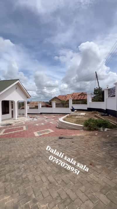 3 Bedrooms House for Rent in Dar Es Salaam