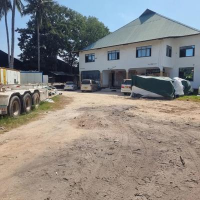 Godauni, Ghala inapangishwa Kawe Beach, Dar Es Salaam (2800 sqm)