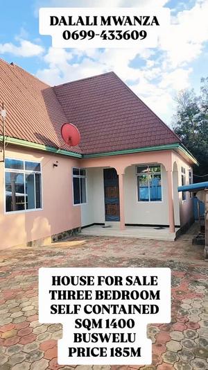 Nyumba ya vyumba vitano inauzwa Buswelu, Mwanza (1400 sqm) Nyumba ya vyumba vitano inauzwa Buswelu, Mwanza (1400 sqm)