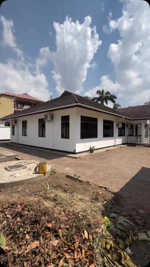Nyumba ya vyumba vinne inapangishwa Mbezi Beach Oasis, Dar Es Salaam Nyumba ya vyumba vinne inapangishwa Mbezi Beach Oasis, Dar Es Salaam