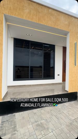 Nyumba ya vyumba vitatu inauzwa Madale Flamingo, Dar Es Salaam (500 sqm) Nyumba ya vyumba vitatu inauzwa Madale Flamingo, Dar Es Salaam (500 sqm)
