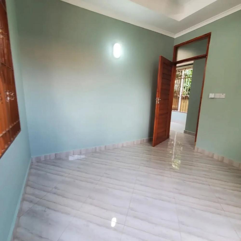 media -8 media -8