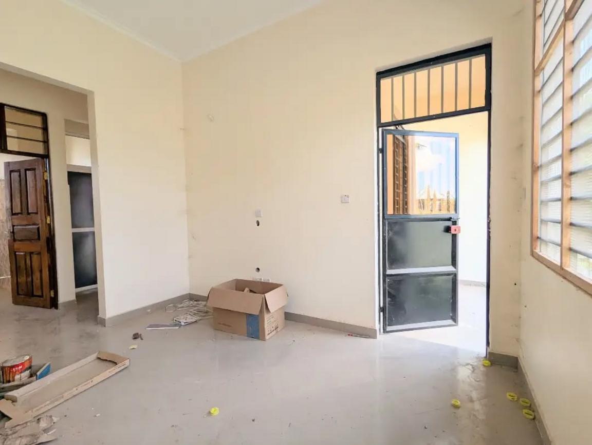media -6