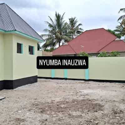 Nyumba ya vyumba vinne inauzwa Chanika Zingiziwa, Dar Es Salaam (600 sqm)