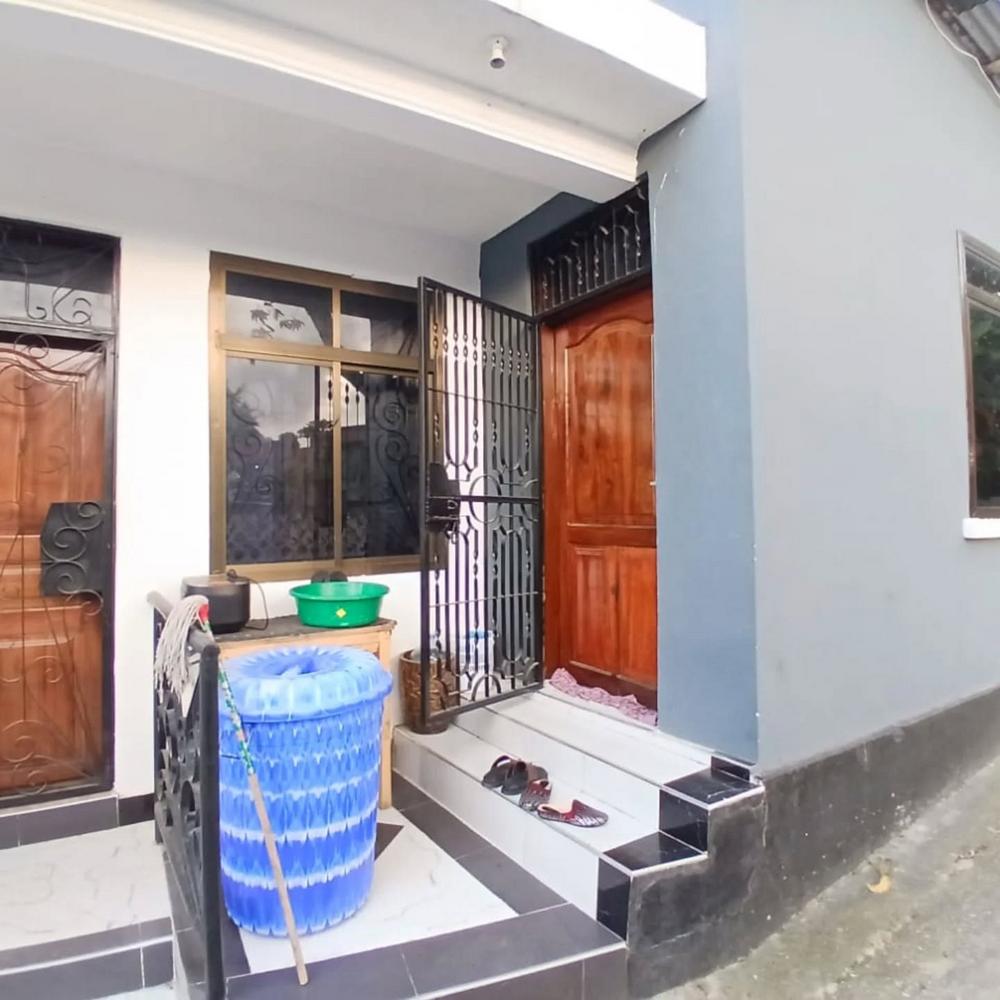  media -1