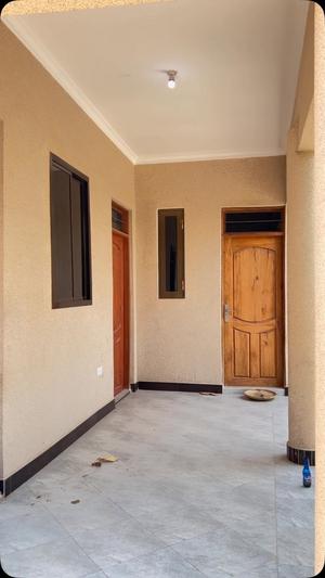 Nyumba ya vyumba viwili inapangishwa Singida Road, Dodoma