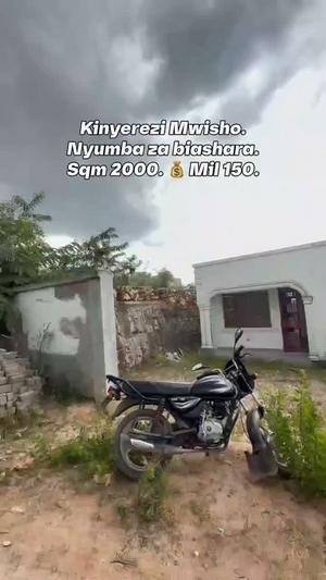 Nyumba ya vyumba viwili inauzwa Kinyerezi Mwisho, Dar Es Salaam (2000 sqm) Nyumba ya vyumba viwili inauzwa Kinyerezi Mwisho, Dar Es Salaam (2000 sqm)