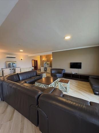 Apartment ya vyumba vitatu inapangishwa Msasani Beach, Dar Es Salaam