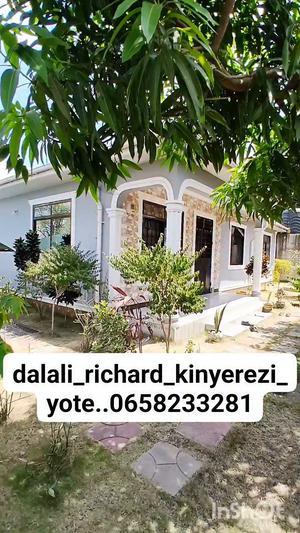 Nyumba ya vyumba vitatu inauzwa Tabata Kinyerezi Kibaga, Dar Es Salaam (500 sqm) Nyumba ya vyumba vitatu inauzwa Tabata Kinyerezi Kibaga, Dar Es Salaam (500 sqm)