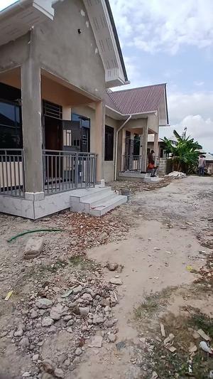 Nyumba ya vyumba viwili inapangishwa Kimara Mwisho, Dar Es Salaam Nyumba ya vyumba viwili inapangishwa Kimara Mwisho, Dar Es Salaam