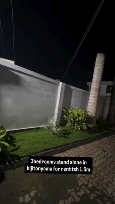 Apartment ya vyumba vitatu inapangishwa KIJITONYAMA, Dar Es Salaam Apartment ya vyumba vitatu inapangishwa KIJITONYAMA, Dar Es Salaam