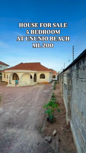 Nyumba ya vyumba vinne inauzwa Ununio Beach, Dar Es Salaam Nyumba ya vyumba vinne inauzwa Ununio Beach, Dar Es Salaam