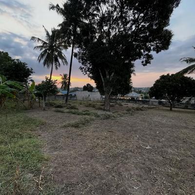 Plot for sale in Makongo Juu, Dar Es Salaam sqm 913 Plot for sale in Makongo Juu, Dar Es Salaam sqm 913