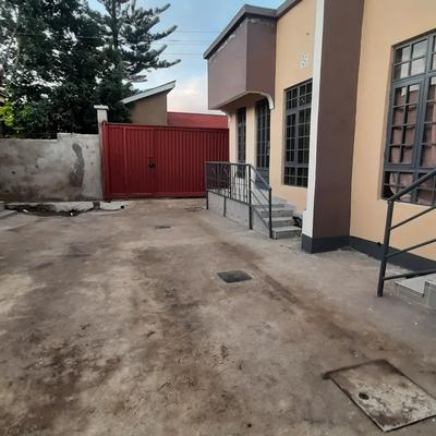 Nyumba ya vyumba viwili inapangishwa Sakina, Arusha