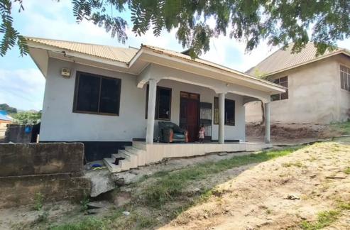 3 Bedrooms House for Sale in Mbezi Malamba Mawili Mwisho, Dar Es Salaam (300 sqm) 3 Bedrooms House for Sale in Mbezi Malamba Mawili Mwisho, Dar Es Salaam (300 sqm)