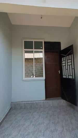Nyumba ya chumba kimoja inapangishwa Isanga Lamiami, Mbeya Nyumba ya chumba kimoja inapangishwa Isanga Lamiami, Mbeya