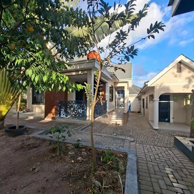 Nyumba ya vyumba vitatu inapangishwa Mbezi Mwisho Magari 7, Dar Es Salaam Nyumba ya vyumba vitatu inapangishwa Mbezi Mwisho Magari 7, Dar Es Salaam