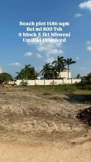 Beach Plot kinauzwa Mbezi, Dar Es Salaam (1486 sqm) Beach Plot kinauzwa Mbezi, Dar Es Salaam (1486 sqm)