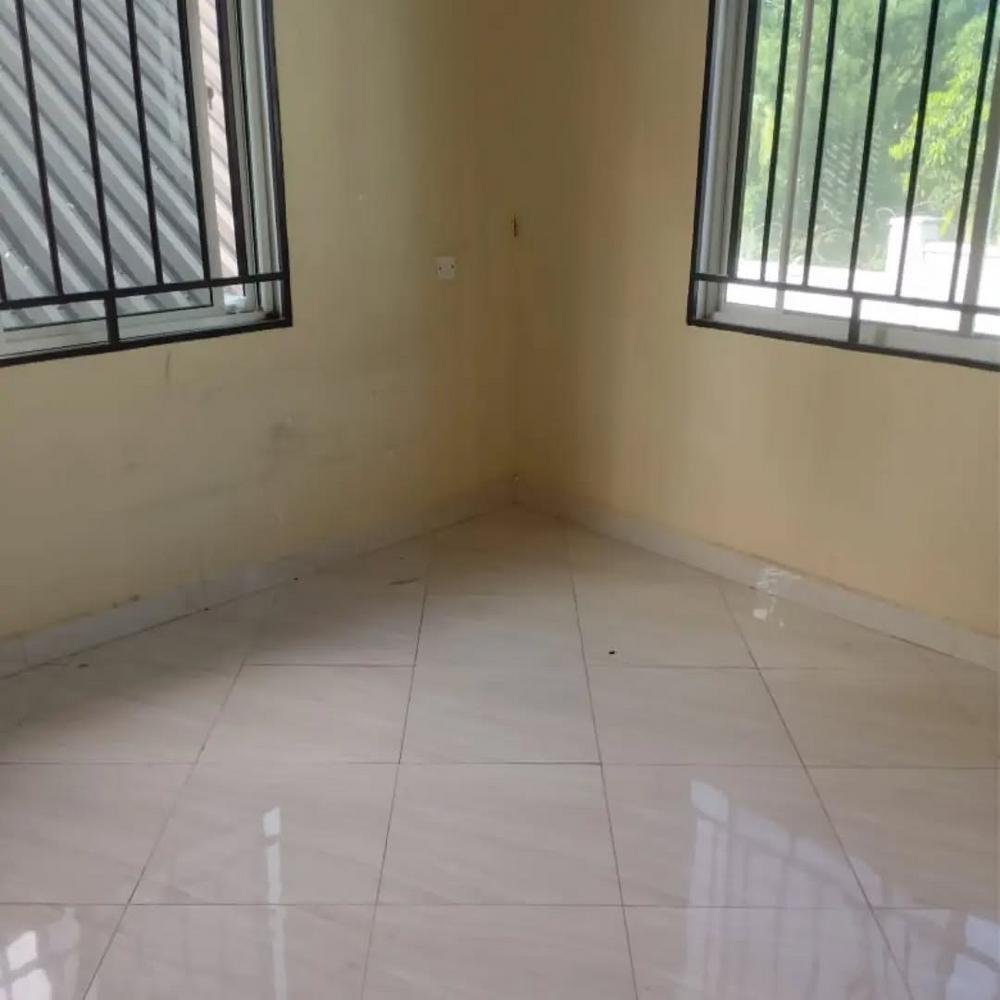 media -4 media -4