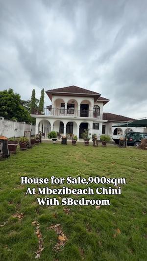 Nyumba ya vyumba vitano inauzwa Mbezi Beach, Dar Es Salaam (900 sqm)