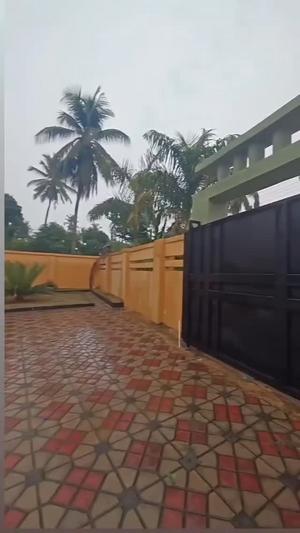 Nyumba ya vyumba vitatu inauzwa Pugu Kona, Dar Es Salaam (700 sqm)