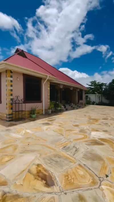 4 Bedrooms House for Rent in Nzuguni, Dodoma