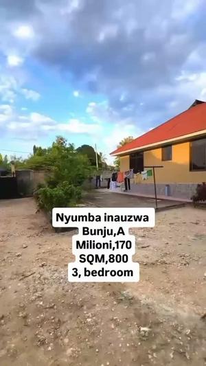 Nyumba ya vyumba vitatu inauzwa Bunju A Shule, Dar Es Salaam (800 sqm)