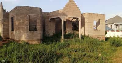 Nyumba ya vyumba vinne inauzwa Mkolani, Mwanza (1000 sqm)