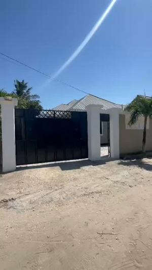 Nyumba ya vyumba vitatu inapangishwa Ununio Beach, Dar Es Salaam Nyumba ya vyumba vitatu inapangishwa Ununio Beach, Dar Es Salaam