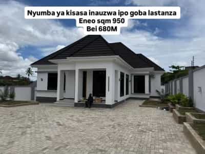 Nyumba ya vyumba vitano inauzwa Goba Lastanza, Dar Es Salaam (850 sqm)