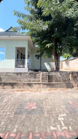Nyumba ya chumba kimoja inapangishwa Mbezi Beach Juu, Dar Es Salaam Nyumba ya chumba kimoja inapangishwa Mbezi Beach Juu, Dar Es Salaam