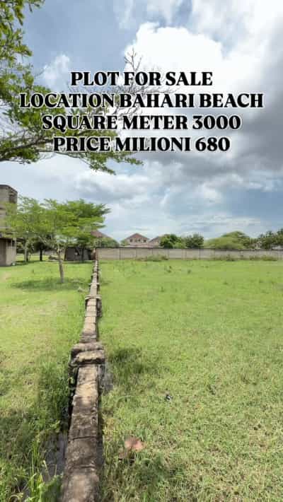 Kiwanja kinauzwa Bahari Beach, Dar Es Salaam (3000 sqm)